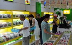 加盟兜喀零食店成本