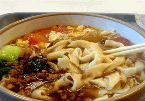 金马鸡汤刀削面